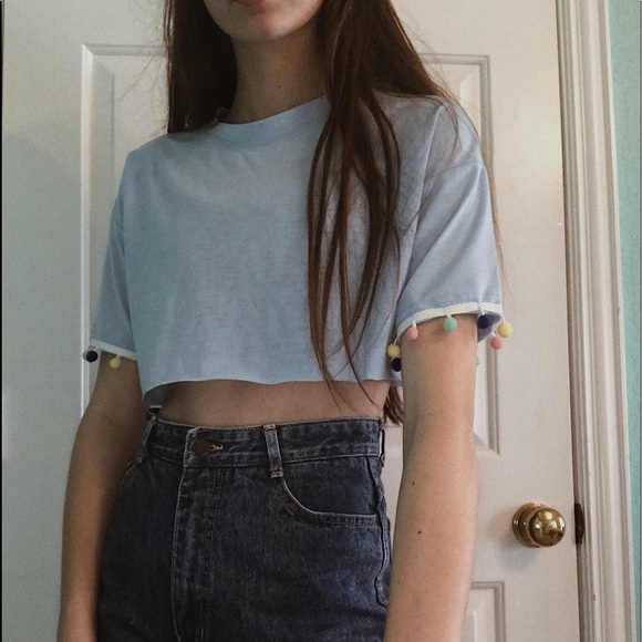light blue crop top outfit